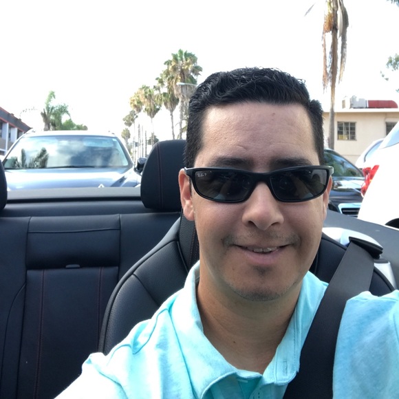 Meet your Posher, David - Picture 1 of 1